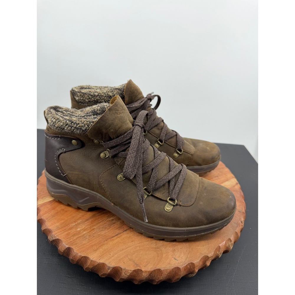 Merrell eventyr Mid Lace Boot Women 9.5 Dark Earth Waterproof Leather Collar